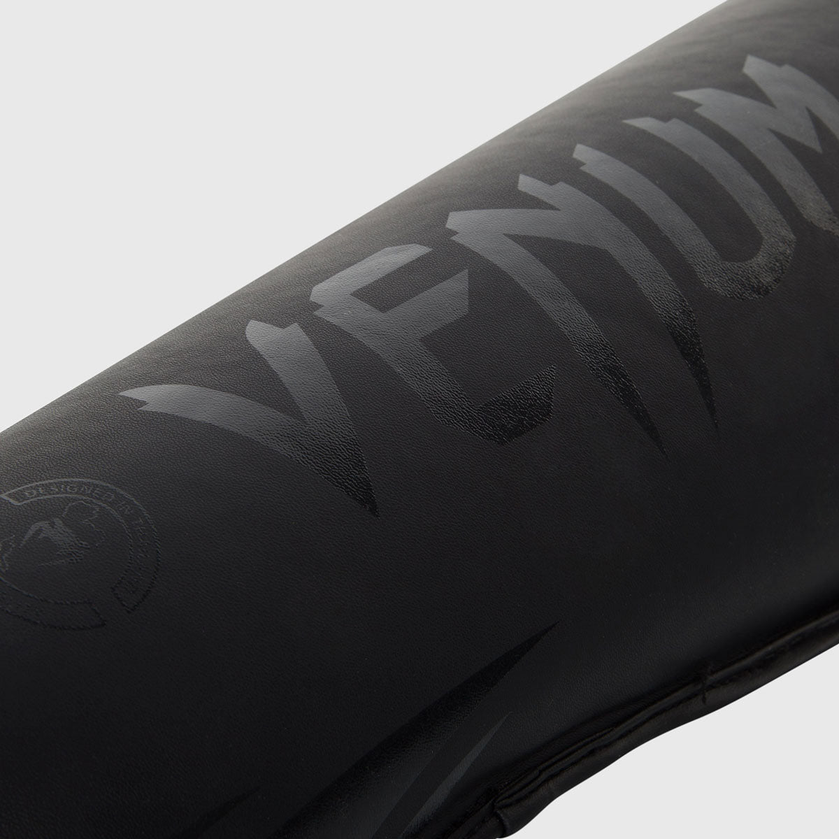 Schienbeinschoner mit Parapiede Venum Challenger Nero Black