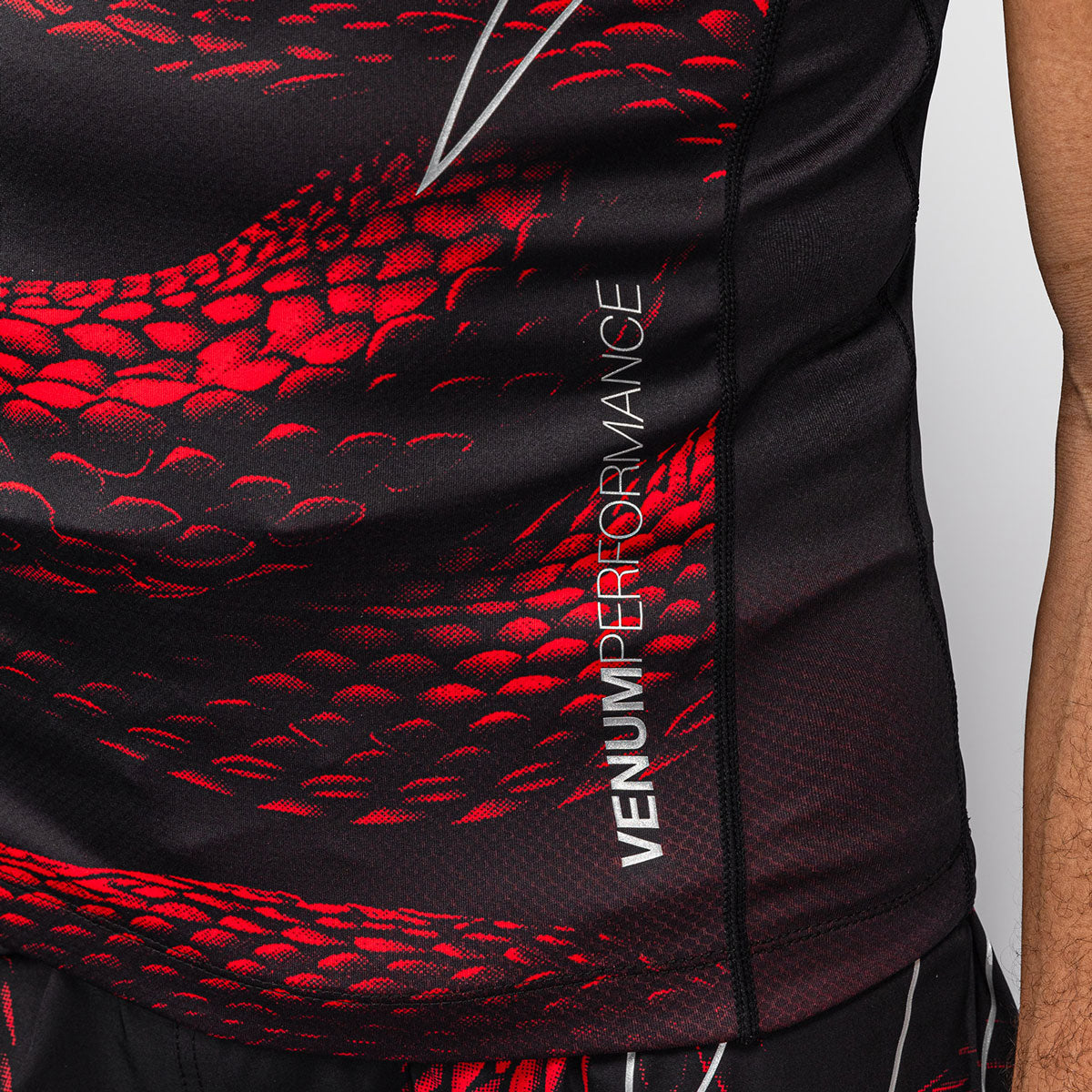 Venum Matupa Rashguard Kurzarm Schwarz-Rot