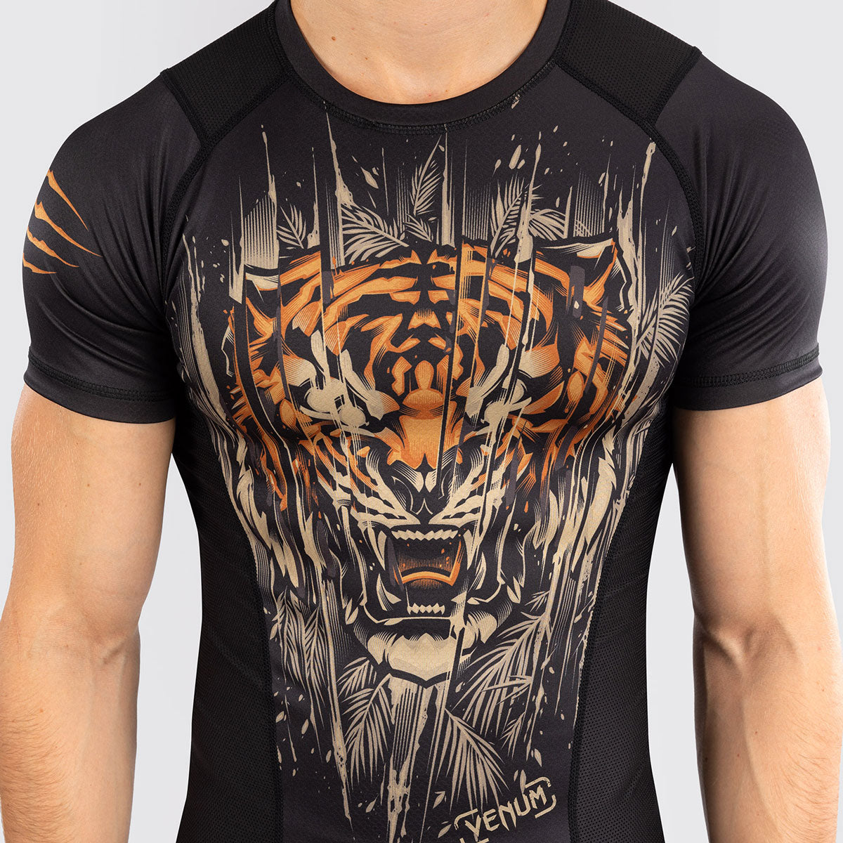 Venum Tiger Rashguard Kurzarm Schwarz