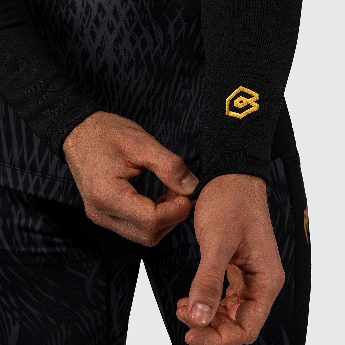 Venum x Chimaev Wild Borz langärmlig Schwarz
