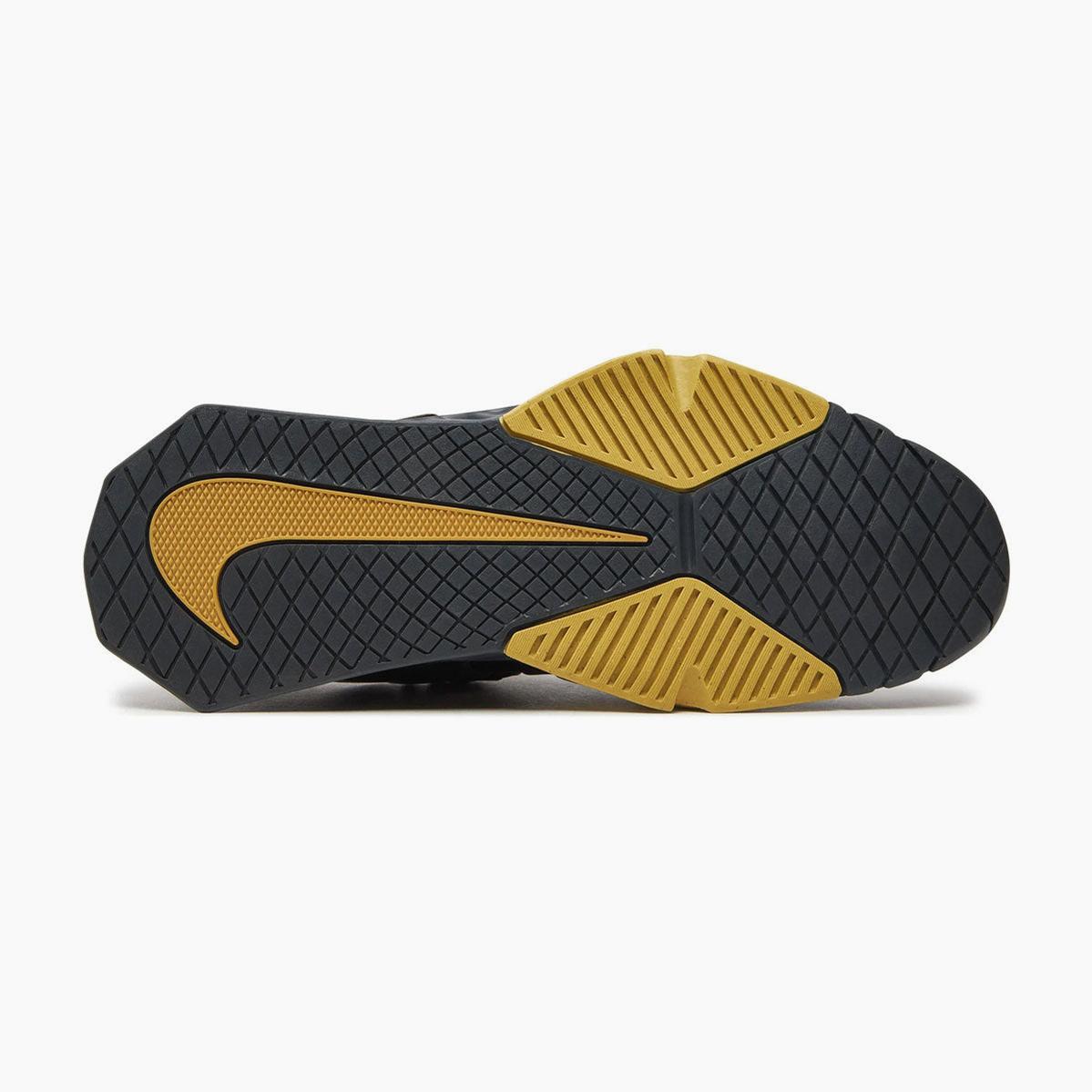 Schuhe Training Nike Savaleos Schwarz-Gold
