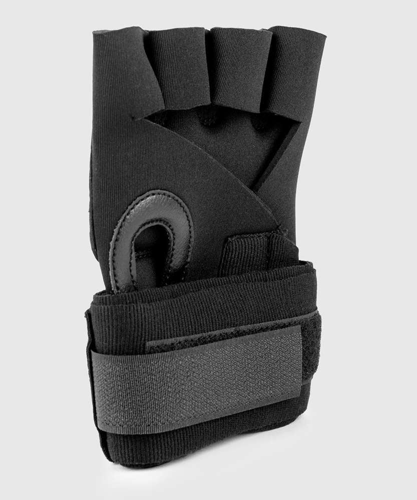 Innenhandschuhe im Gel Venum Kontact Schwarz-Gold