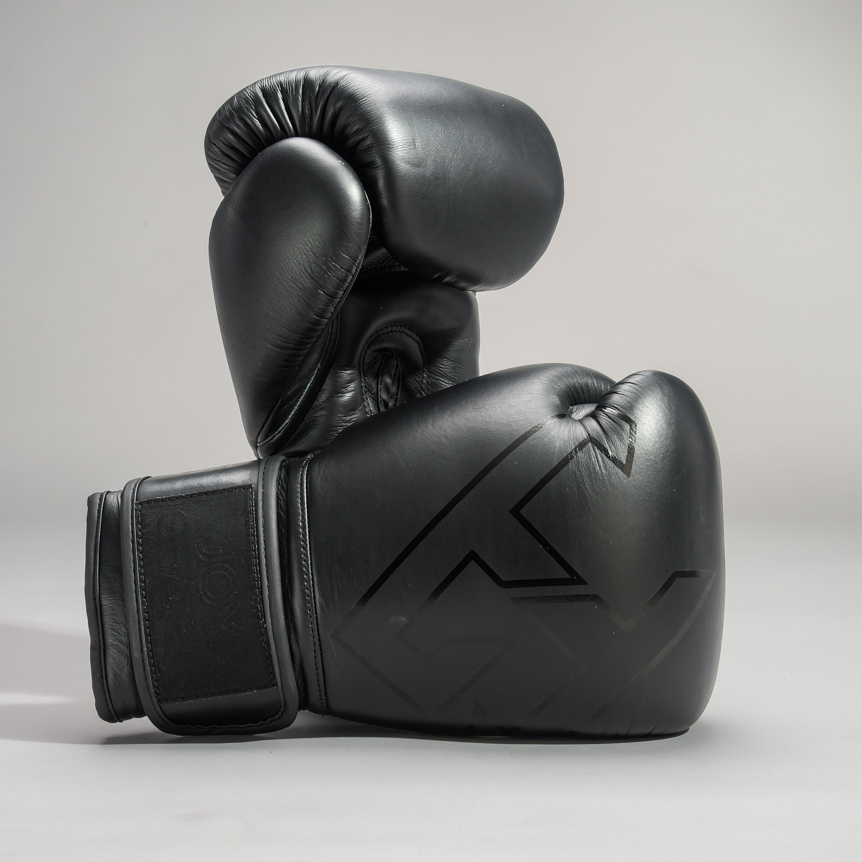Joya Strike (Kick) Boxing Gloves - Black/Black