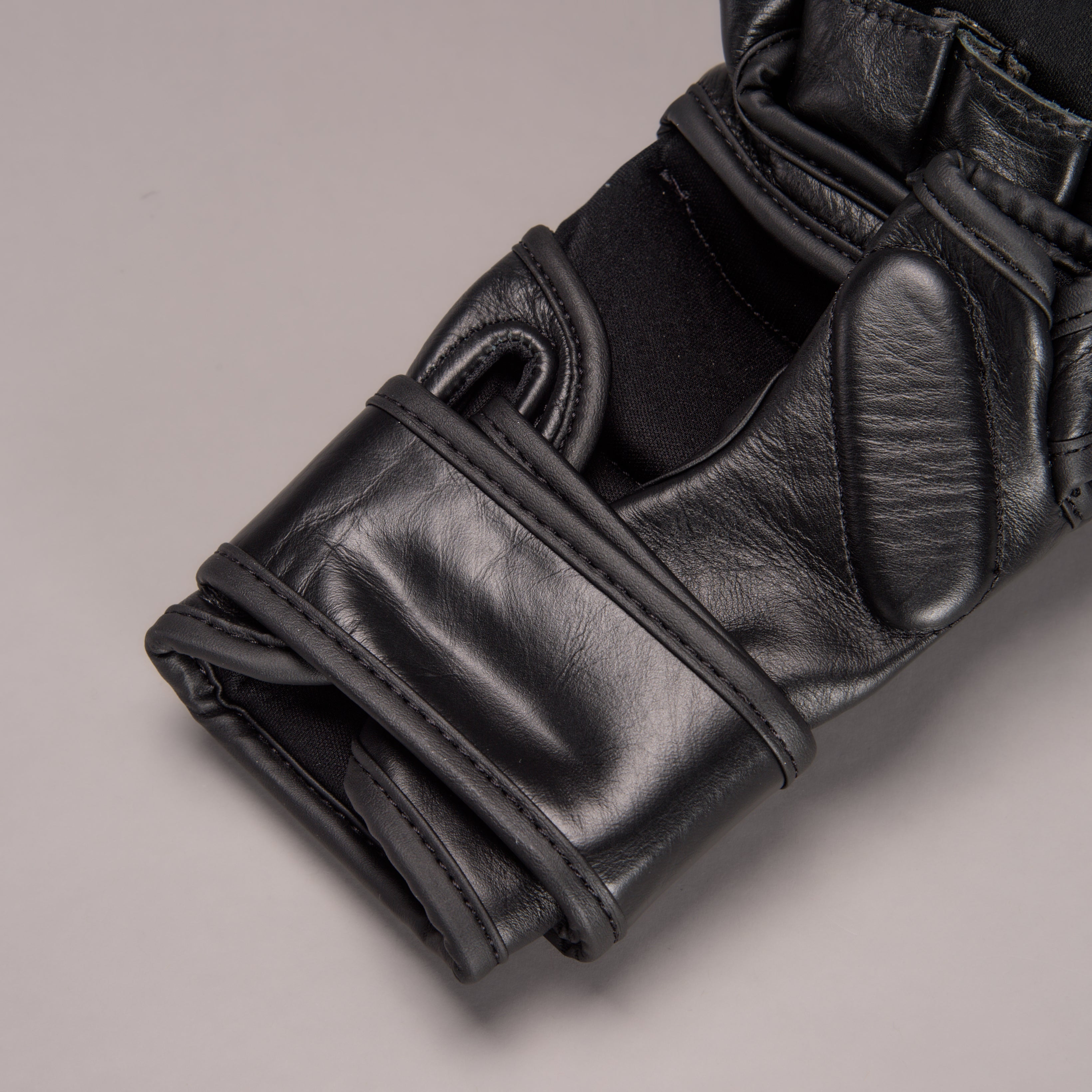 Joyagear Strike Thailand MMA Sparring Gloves Black/Black