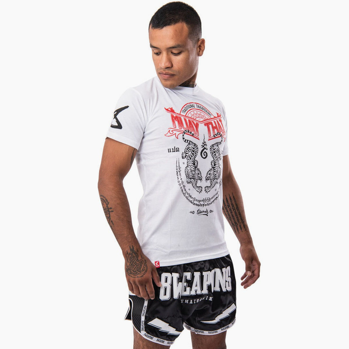 T-Shirt 8 Weapons Sak Yant Tigers