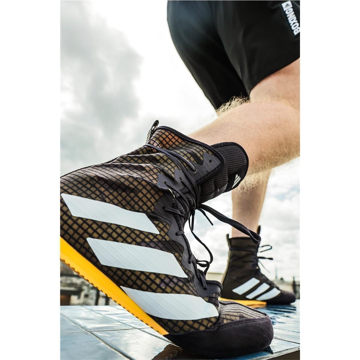 adidas BOX HOG 4 black/white/orange