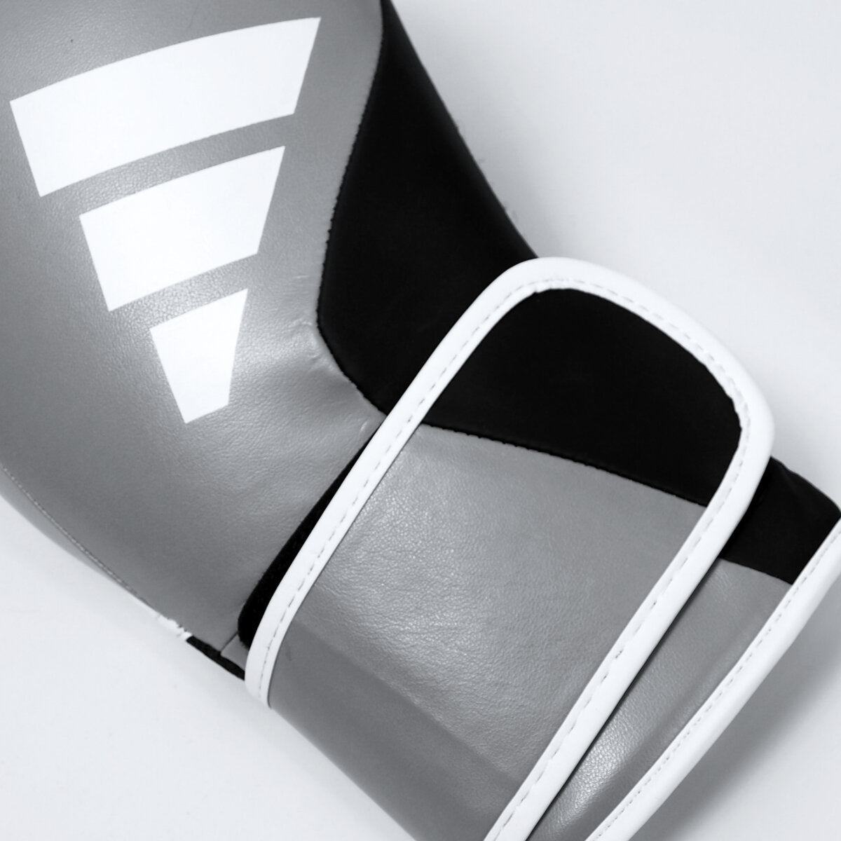 adidas Speed Tilt 200 silver/white
