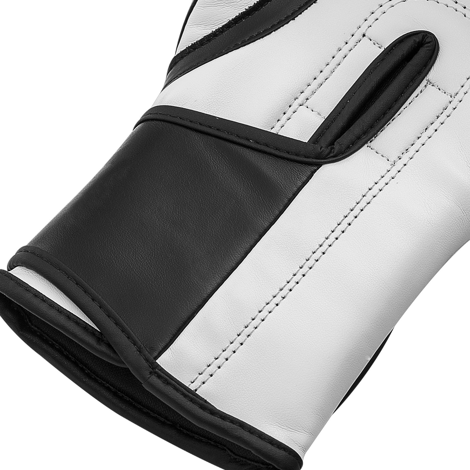 ADIDAS Speed Tilt 250 boxing glove