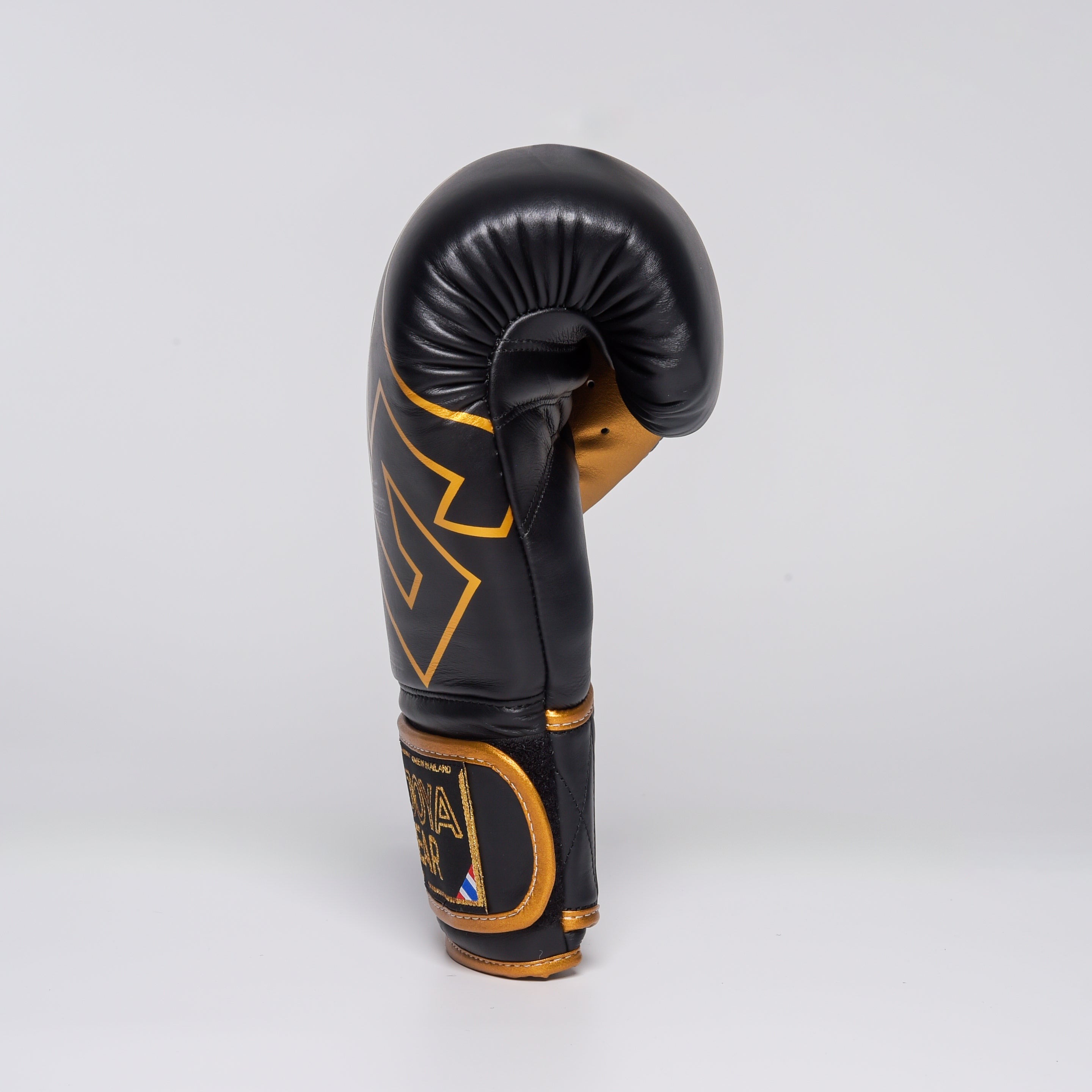 Joya Strike (Kick) Boxing Gloves - Black/Gold