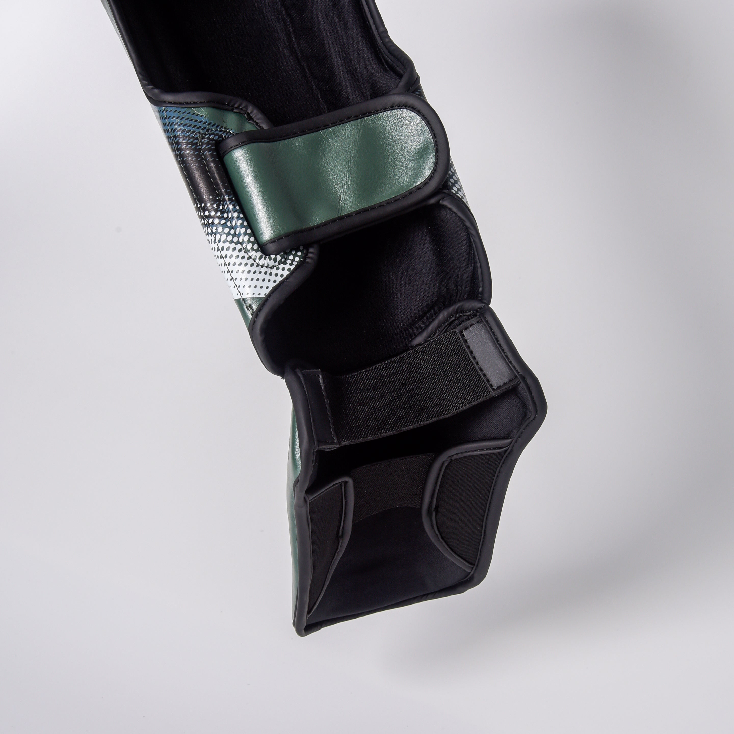 Joyagear Evolution Pro Shinguards Green/White