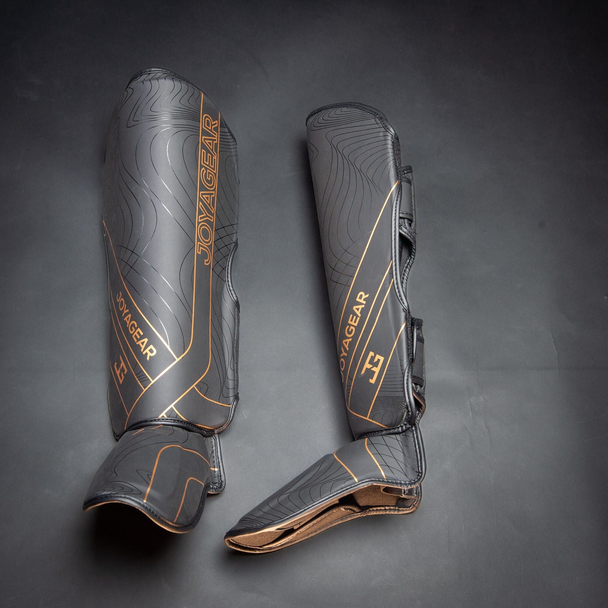 Joya ESSENTIAL Shinguards - Black/Gold