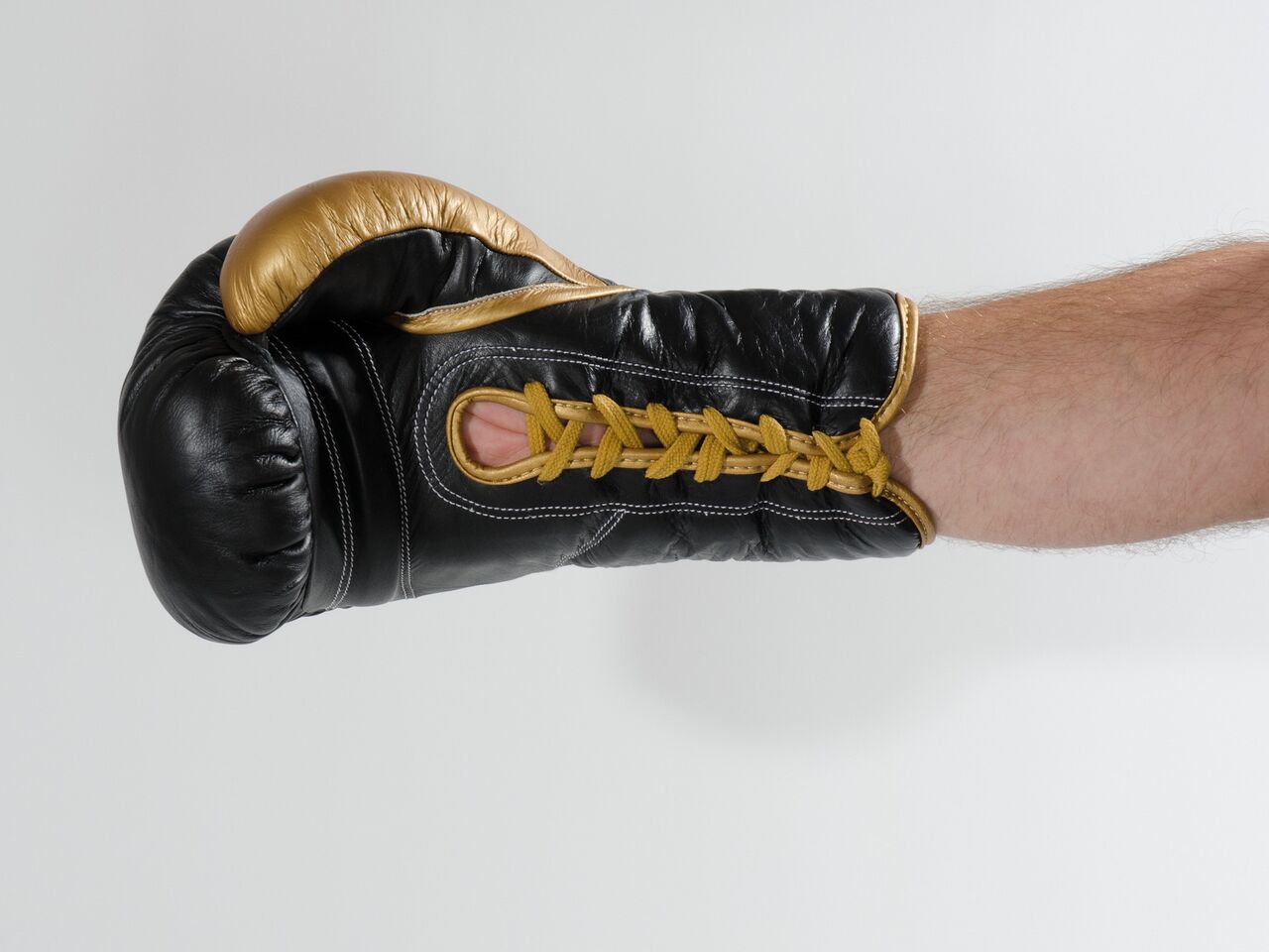 Boxing gloves leather with laces