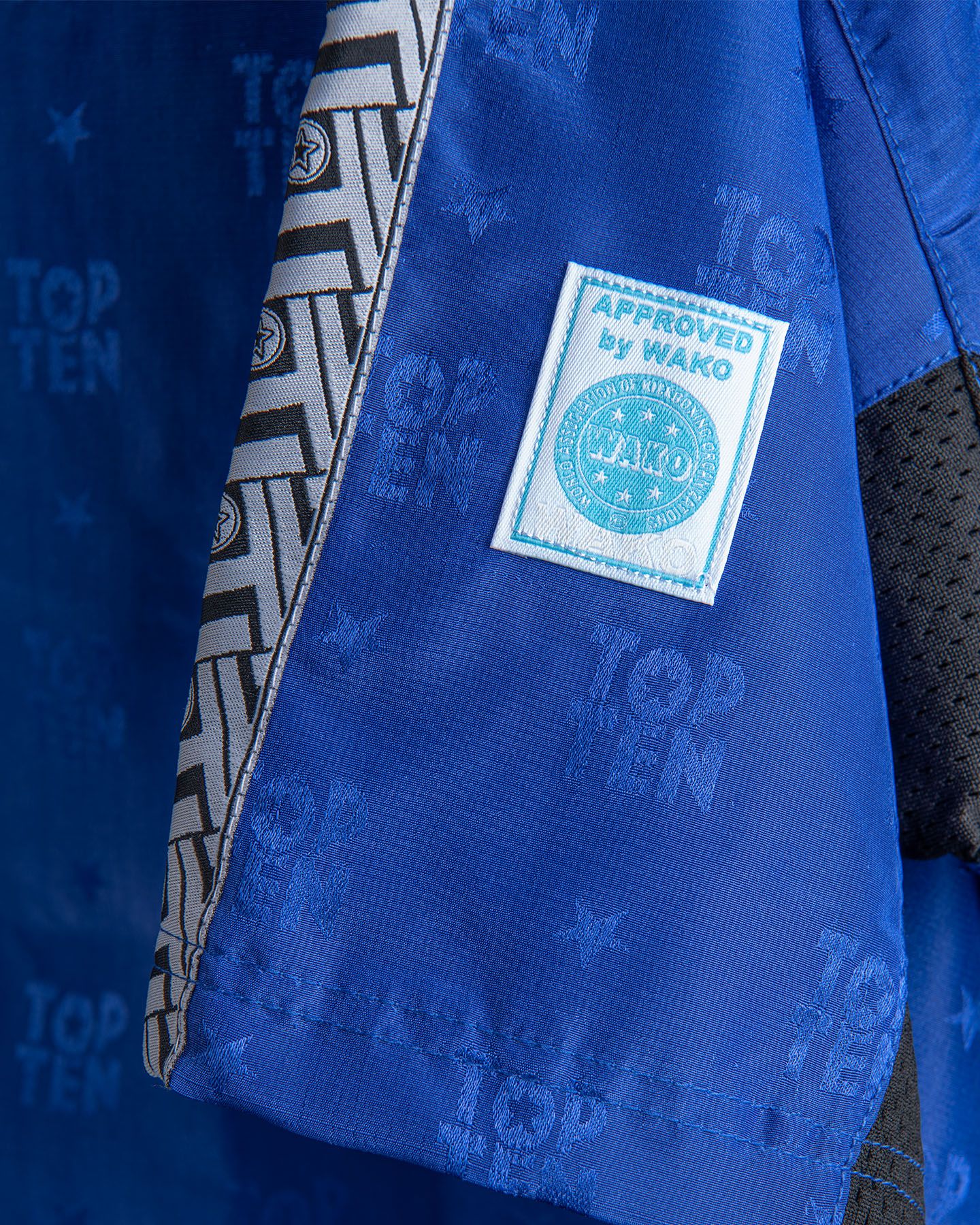 T-Shirt mit V-Ausschnitt zum Kickboxen „Kickboxjacke Prism“